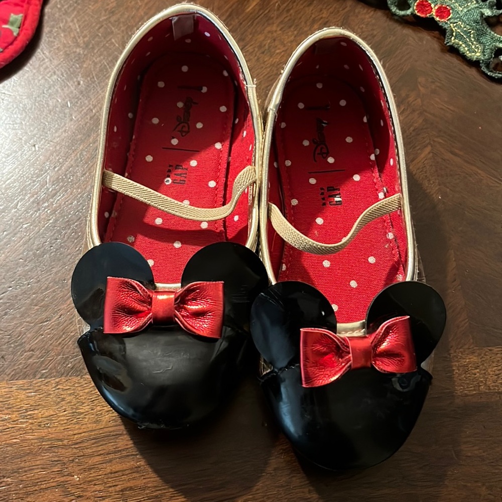 Disney Baby Gap Minnie Mouse dress shoes size 10.